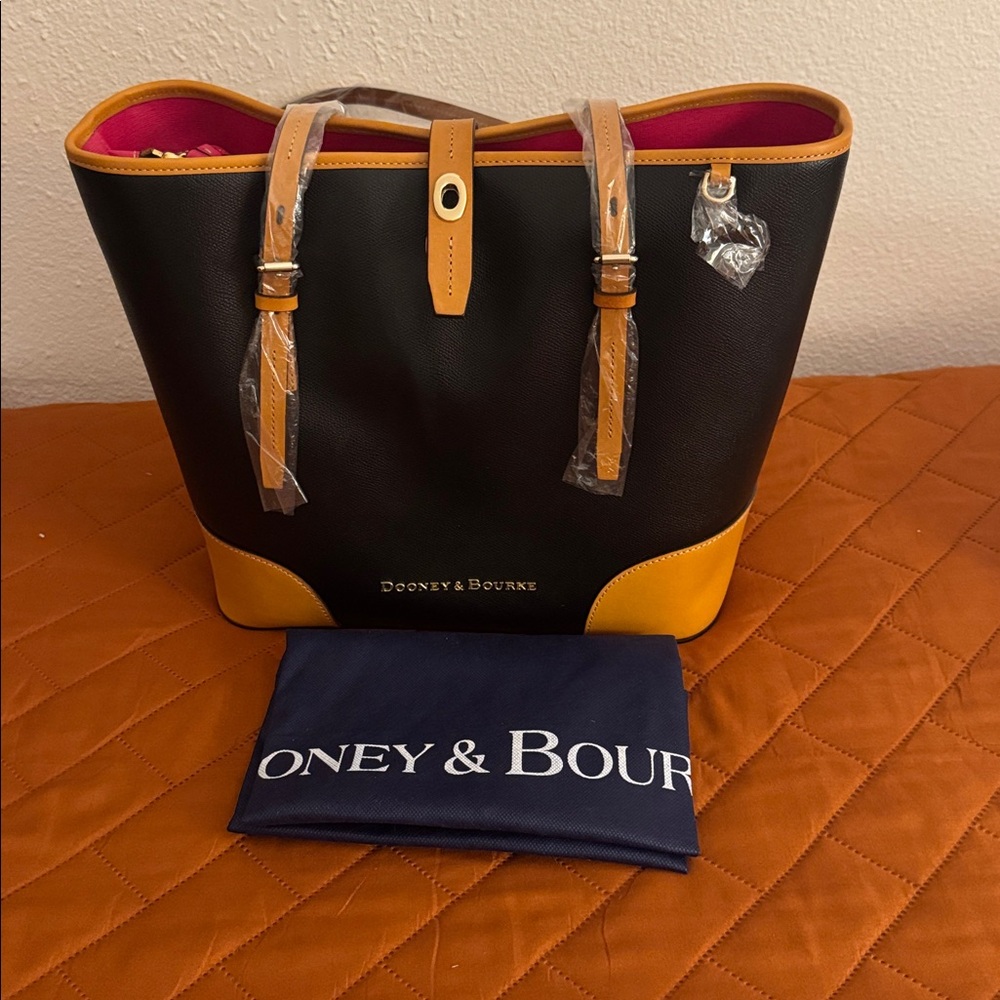 Dooney & Bourke Black and Tan Hobo Bag - Picture 2 of 4